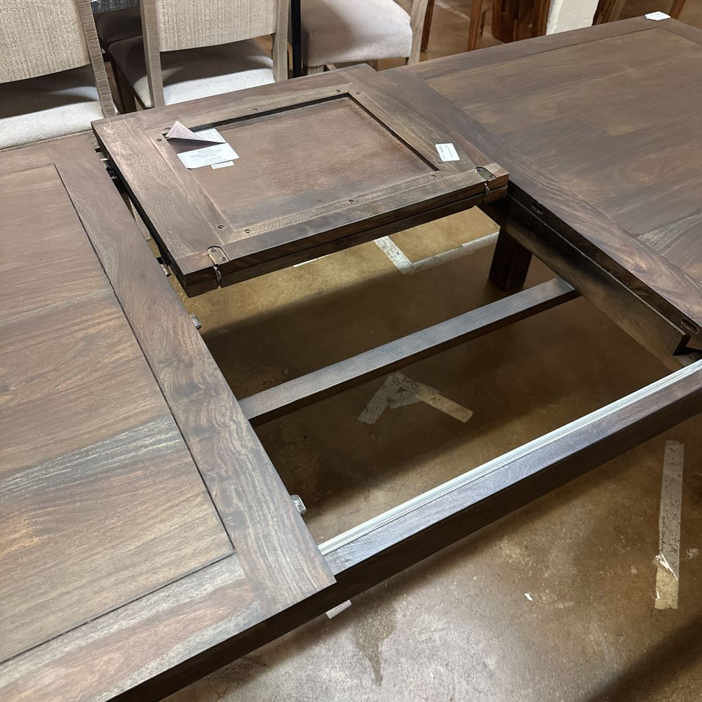 Black Metro Extendable Dining Table C DINING TABLES