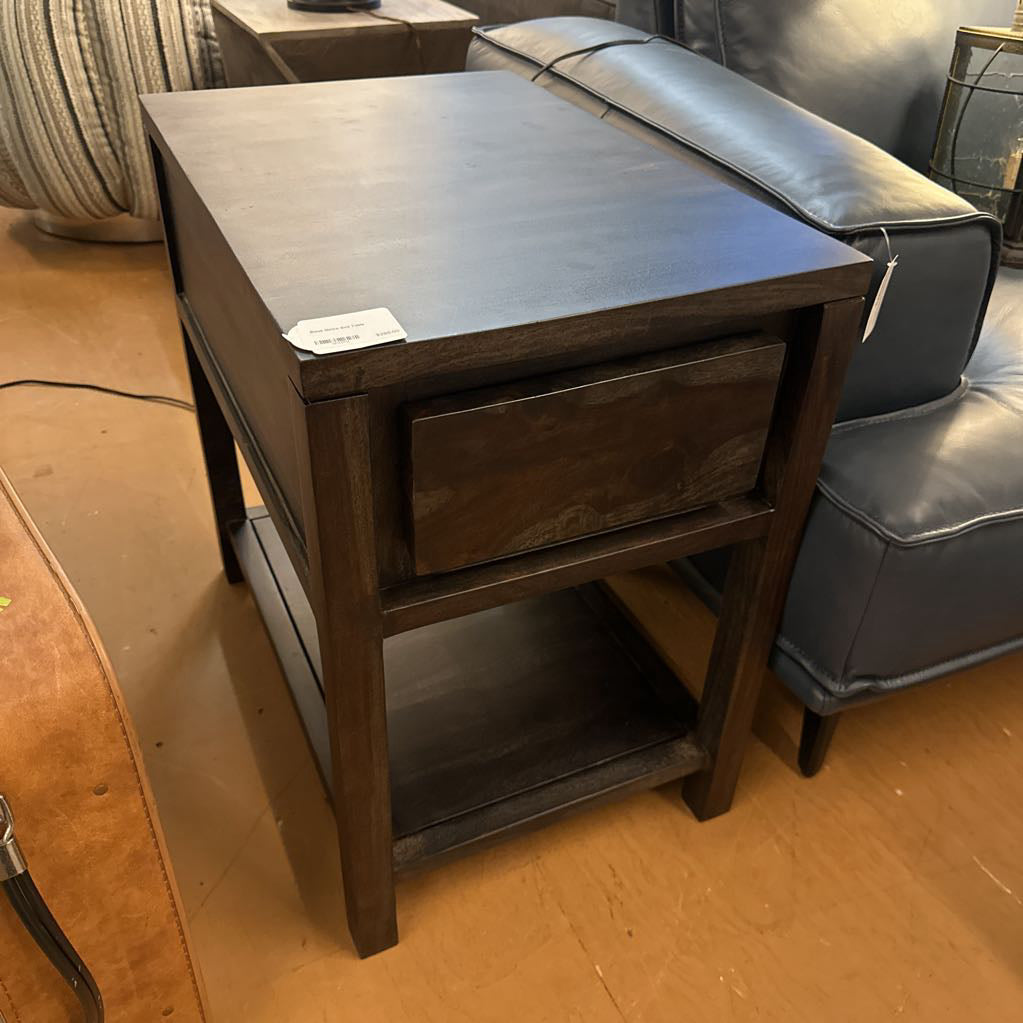 Black Metro End Table C SIDE TABLES