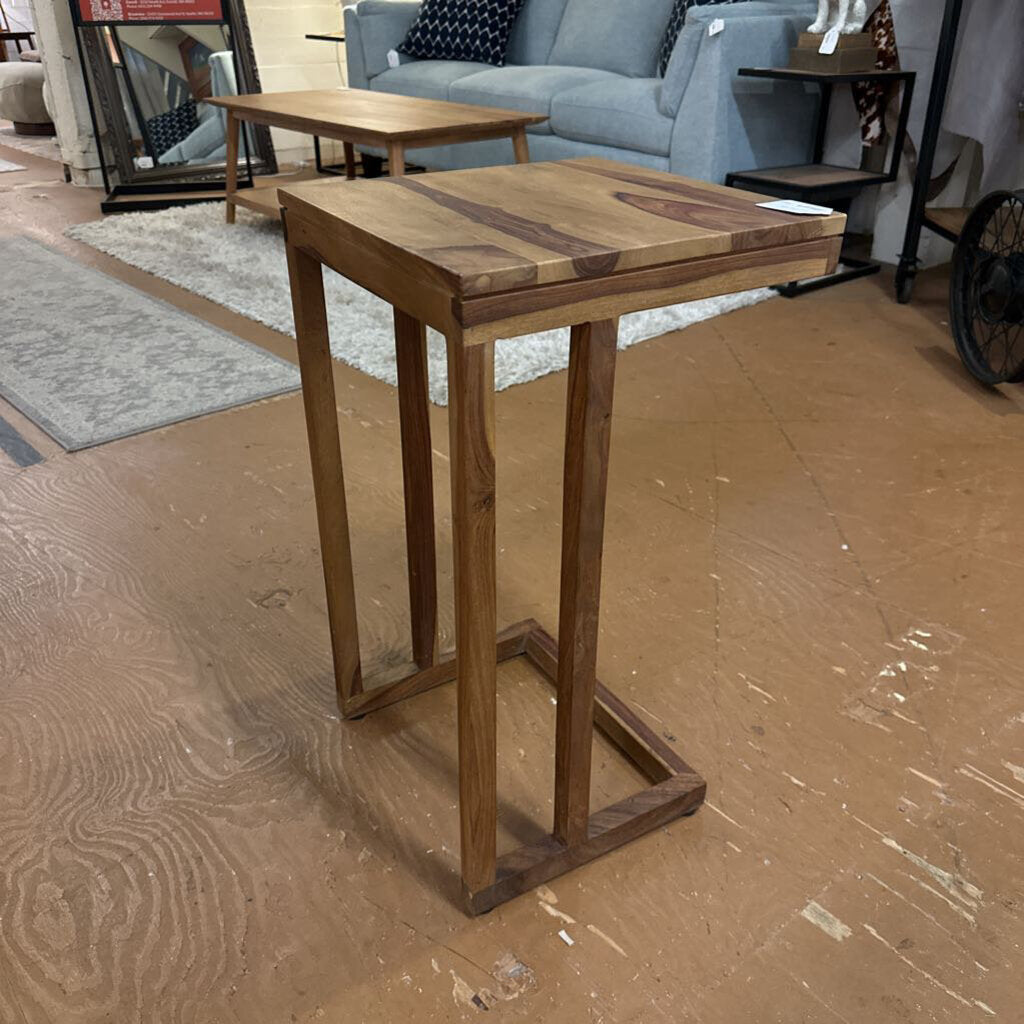 Natural Metro C Table