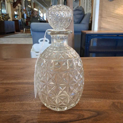 Whiskey set of 4 glasses w/ Decanter