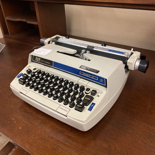 Vintage SMITH-CORONA Two-Eighty XL Typewriter