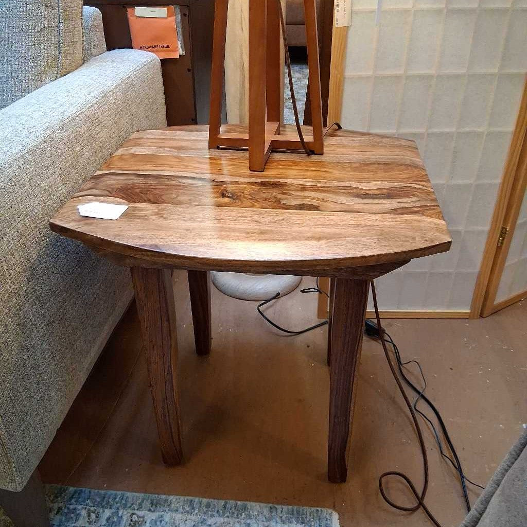 Ganga River End Table C SIDE TABLES