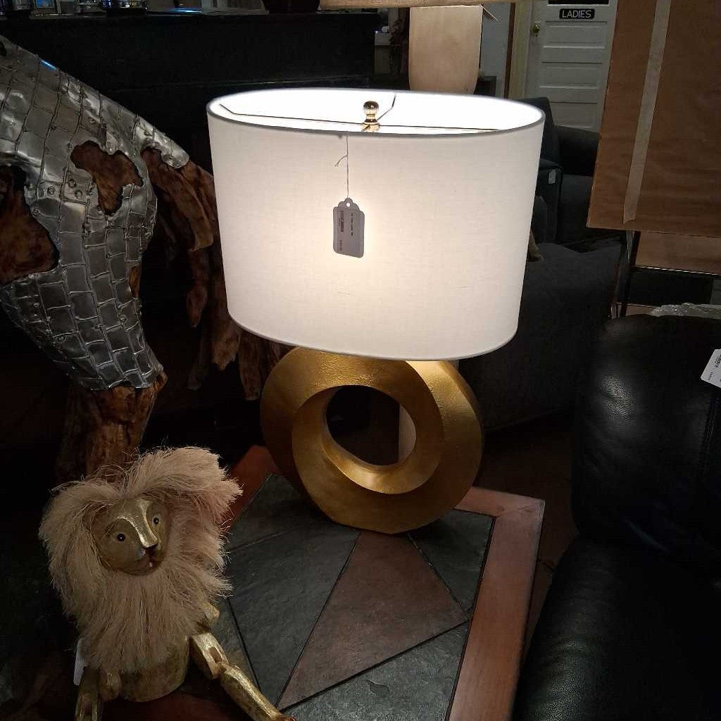 Iris Table Lamp