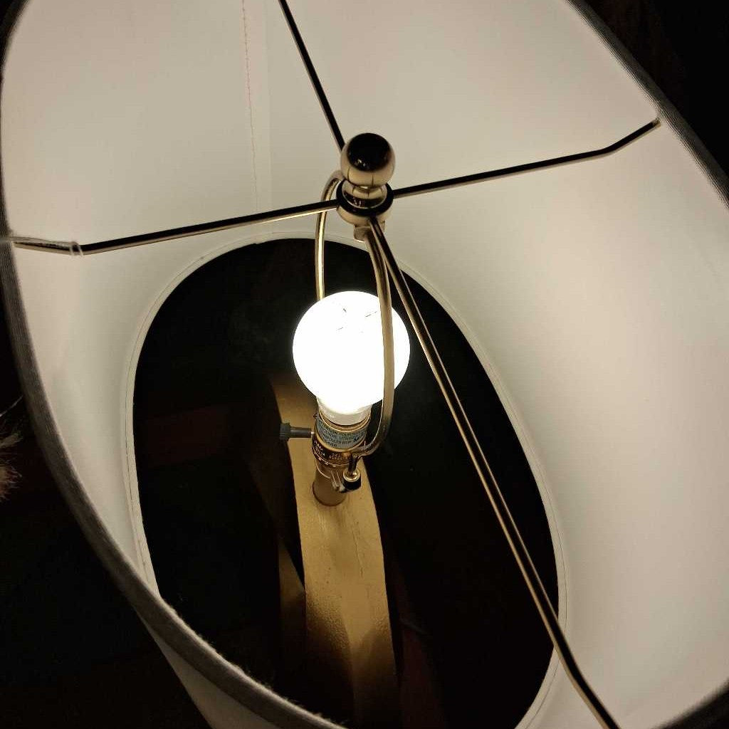 Iris Table Lamp