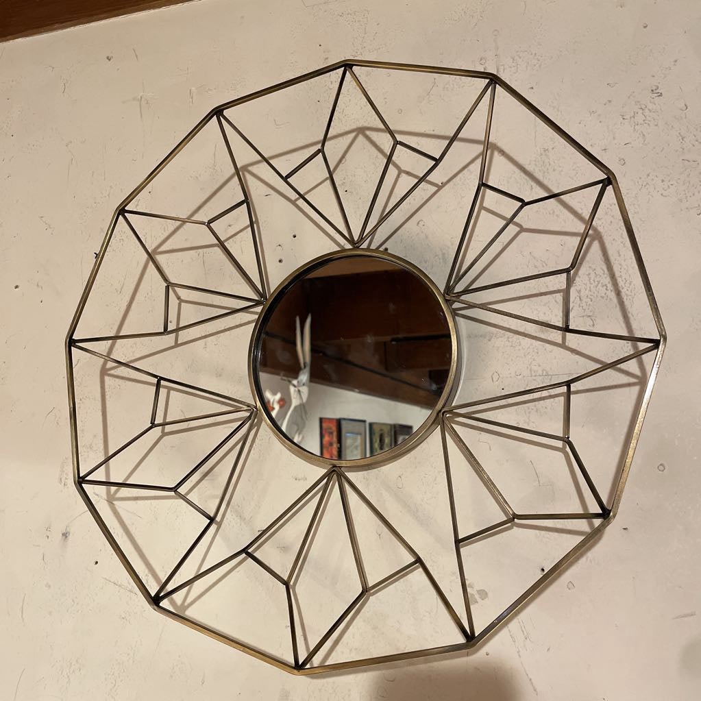 Matte Gold Diamond Frame Round Mirror