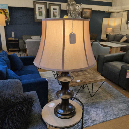 Large Black Scalloped Lamp LAMPS