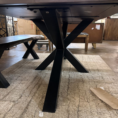Eberhard Dining Table