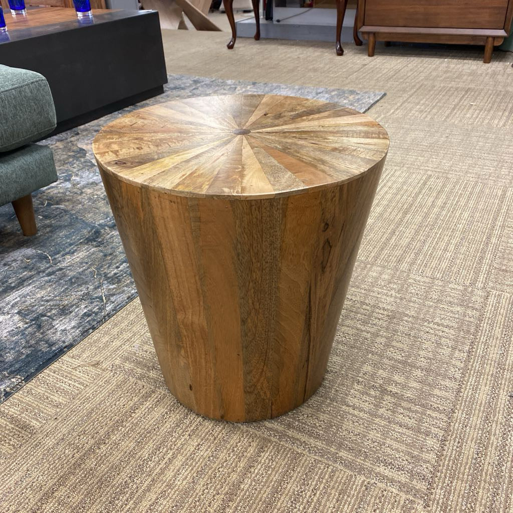 Lund Accent Table C SIDE TABLES