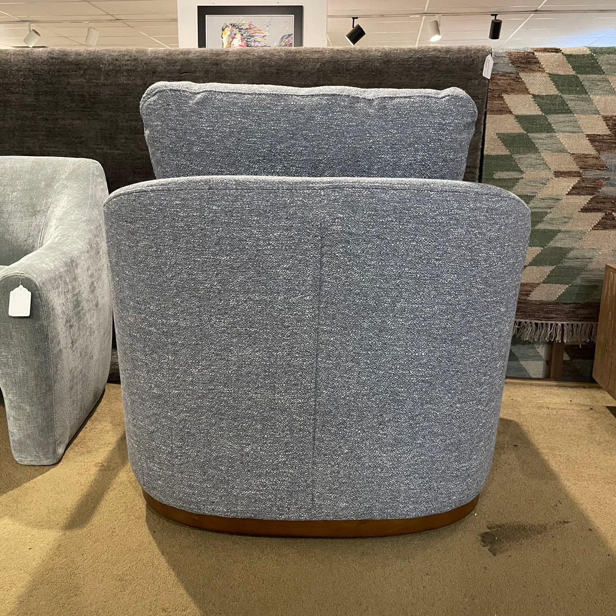 Puelo Azure Swivel Chair