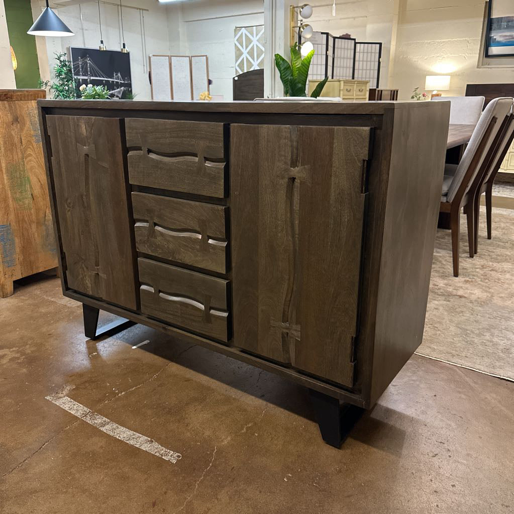 Eberhard Sideboard C SIDEBOARDS