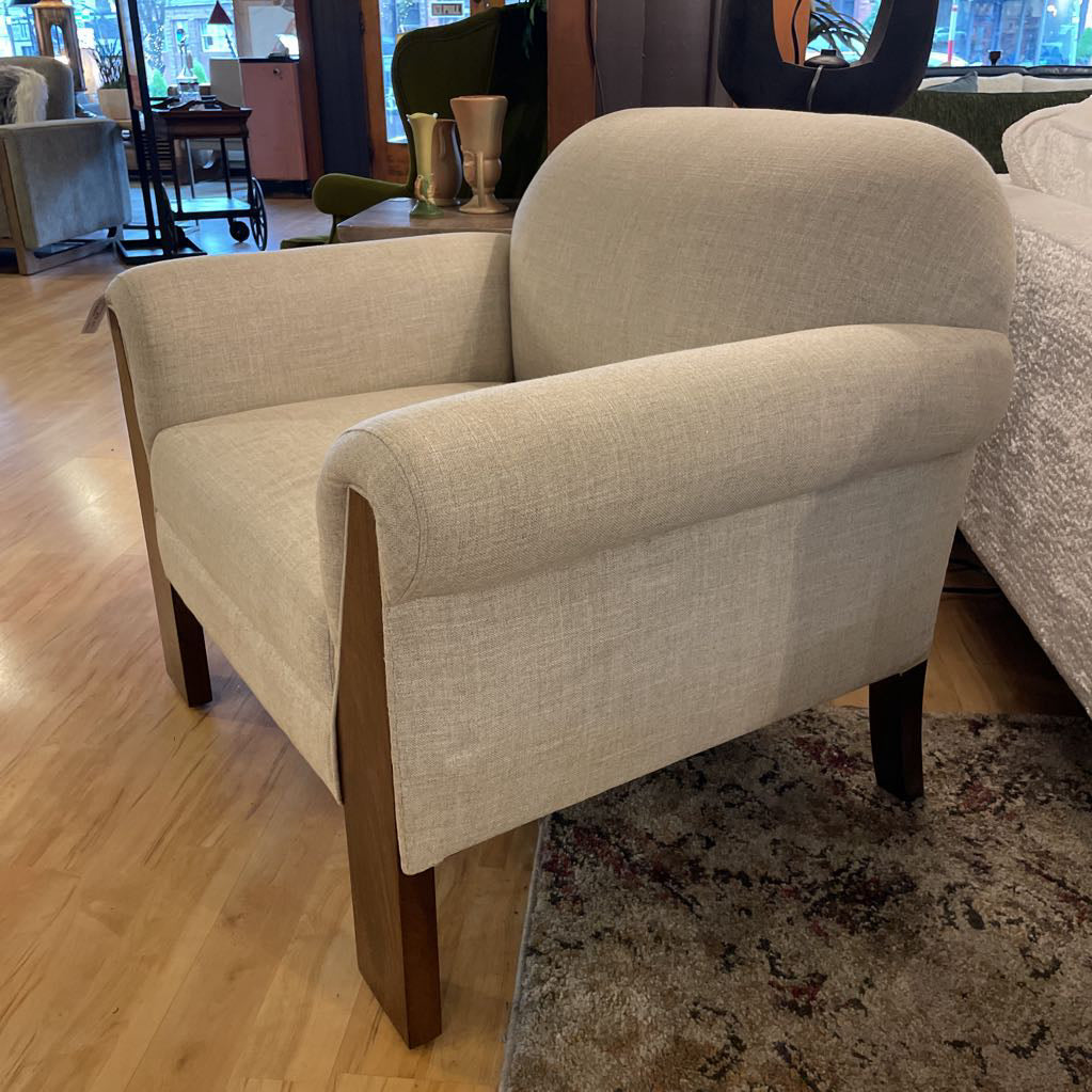 Alliston Chair U ACCENT CHAIRS