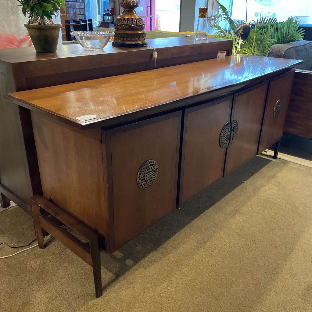 Helen Hobey Baker 4 Door Sideboard/Dresser C SIDEBOARDS