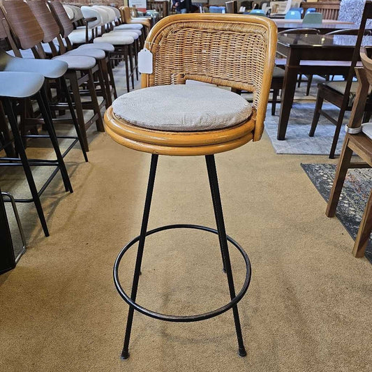 Rotating Wicker Seat Barstool w/ Metal Legs & Seat Cushion
