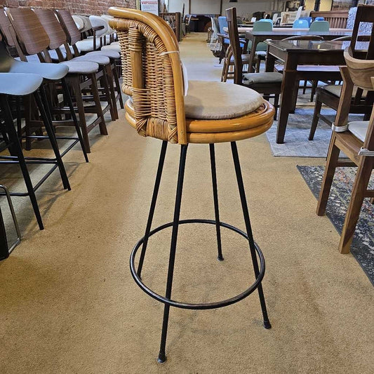 Rotating Wicker Seat Barstool w/ Metal Legs & Seat Cushion