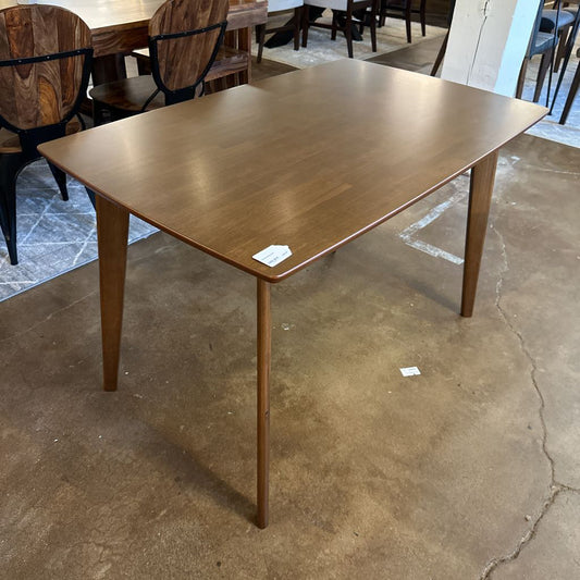 Chestnut Dining Table C DINING TABLES