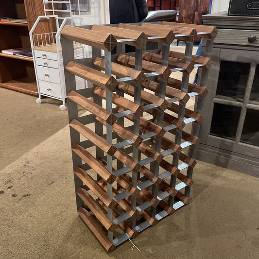 28 Space Wine Bottle Tower