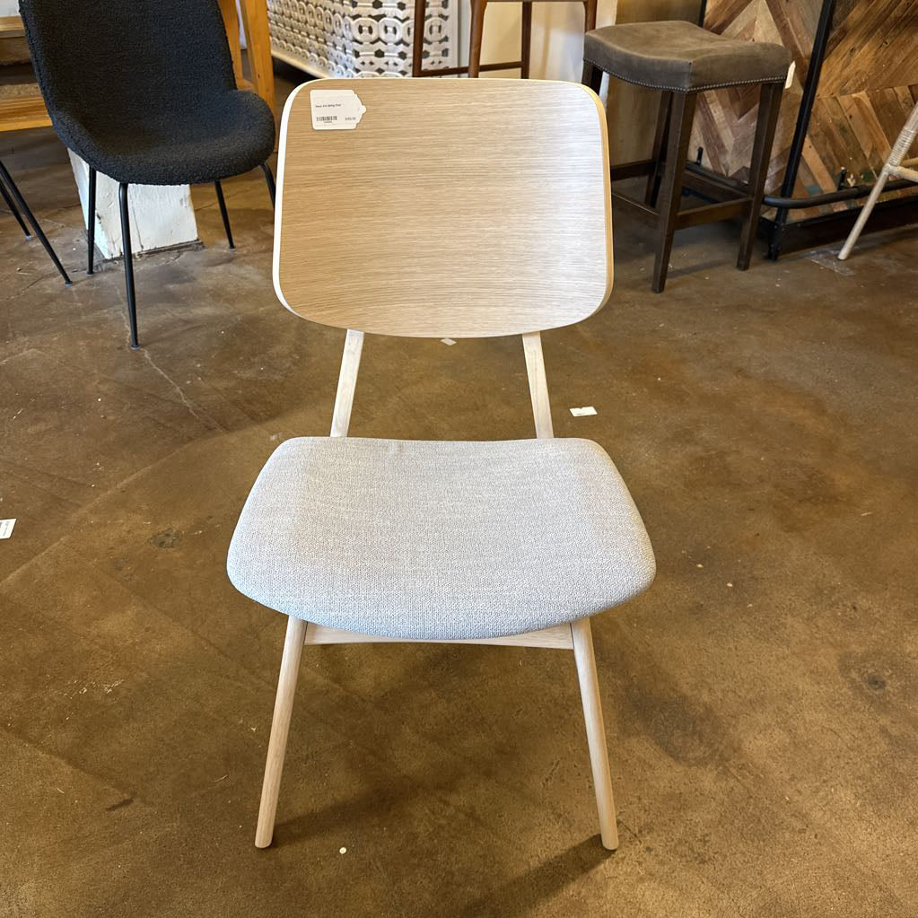 Hoya Ash Dining Chair
