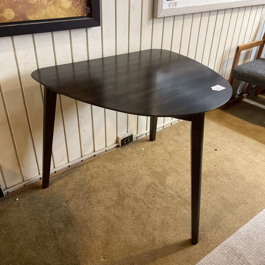 Regina Corner Dining Table