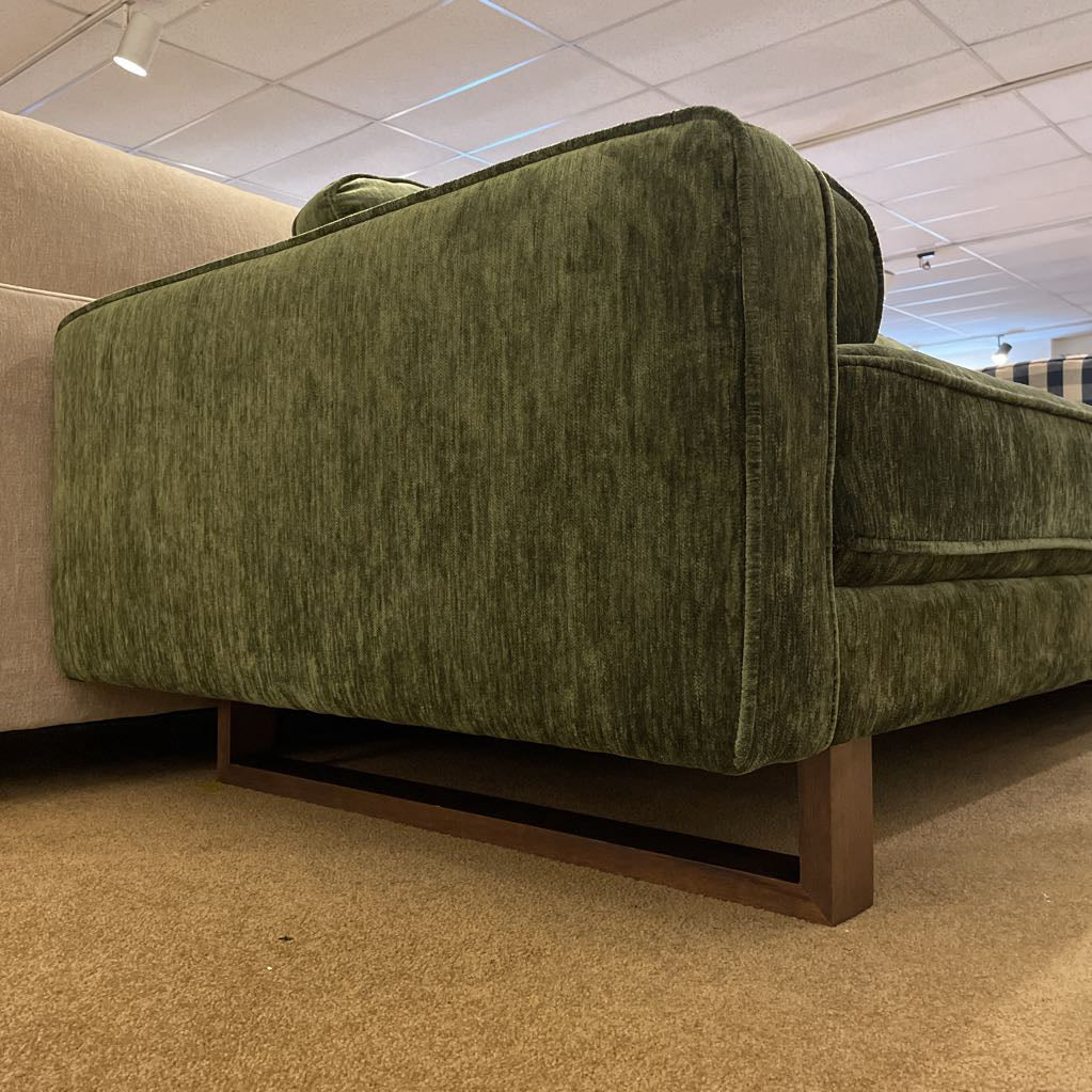 Branson Spinach Sofa U SOFAS