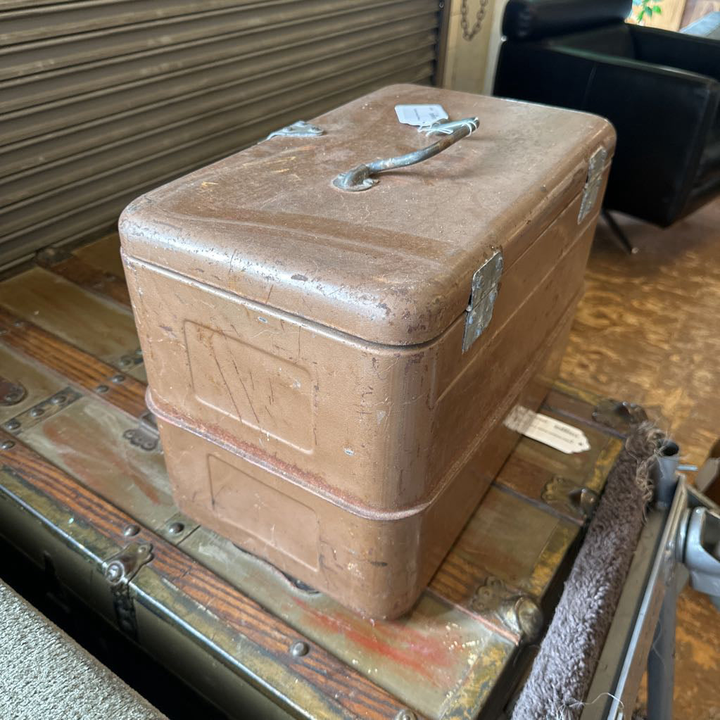Vintage Little Brown Chest C TRUNKS