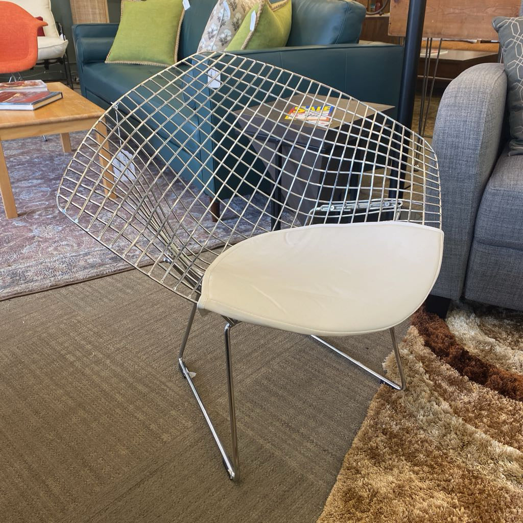 Metal Grid MCM Style Diamond Chair U ACCENT CHAIRS