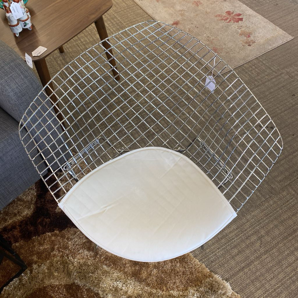 Metal Grid MCM Style Diamond Chair U ACCENT CHAIRS