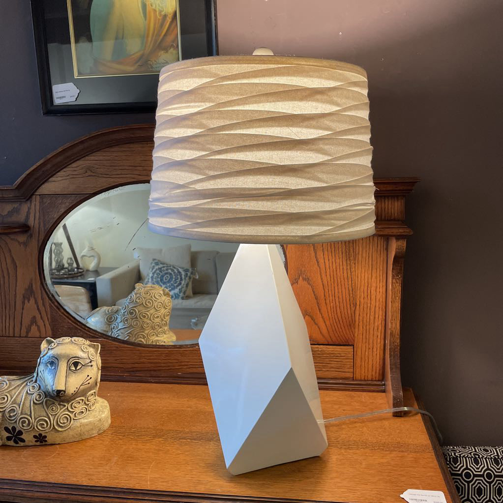 White Geometric Table Lamp LAMPS