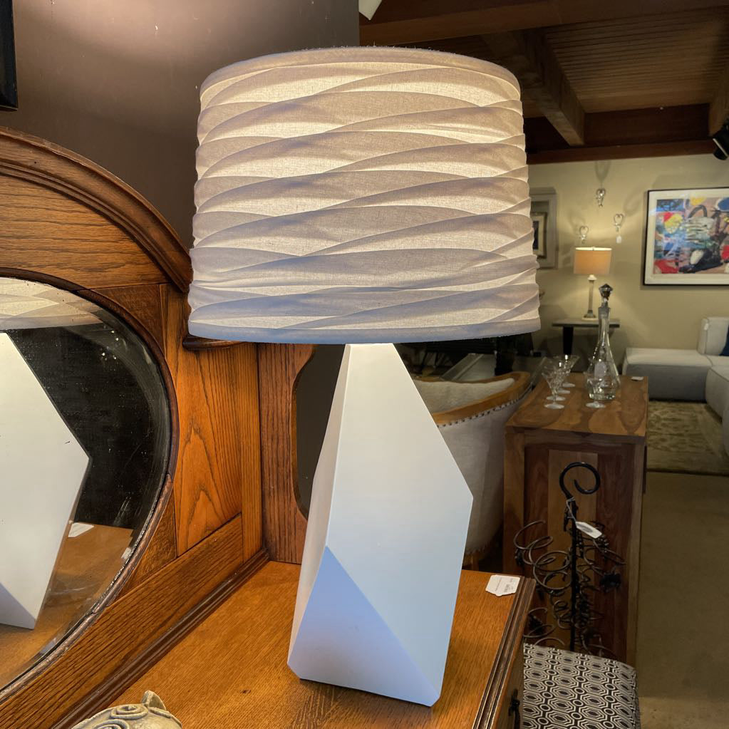 White Geometric Table Lamp LAMPS