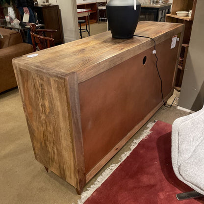 Plasma Console C CONSOLE TABLES