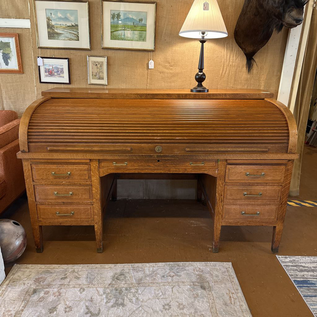 Early 1900s Standard Furniture Co. Station Master's Roll Top Desk C DESKS