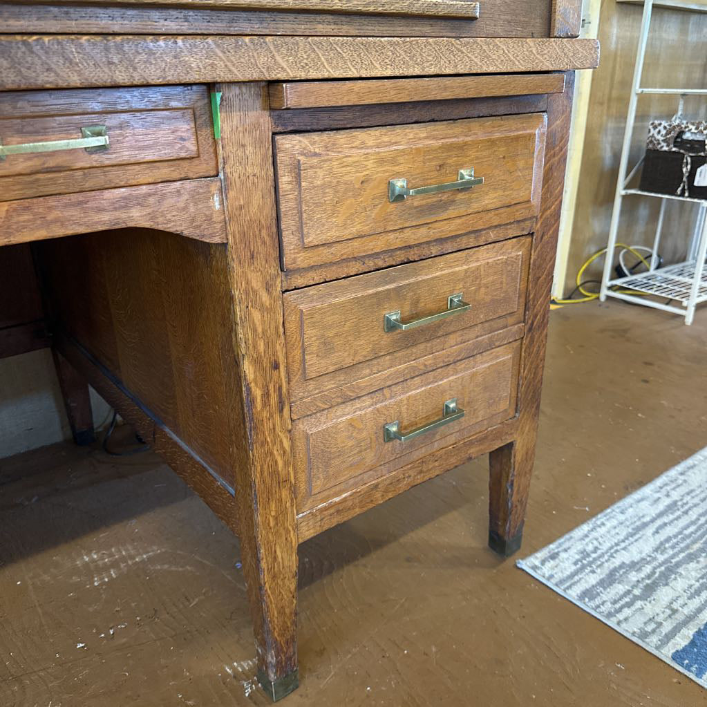 Early 1900s Standard Furniture Co. Station Master's Roll Top Desk C DESKS