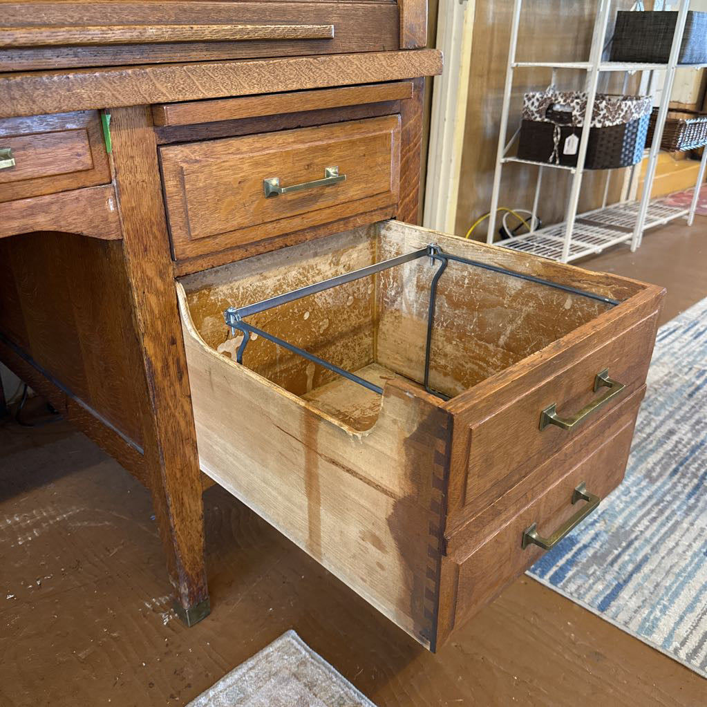 Early 1900s Standard Furniture Co. Station Master's Roll Top Desk C DESKS