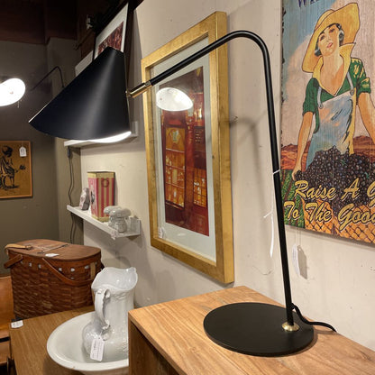 Conical Head Angled Base Black Metal Tample Lamp