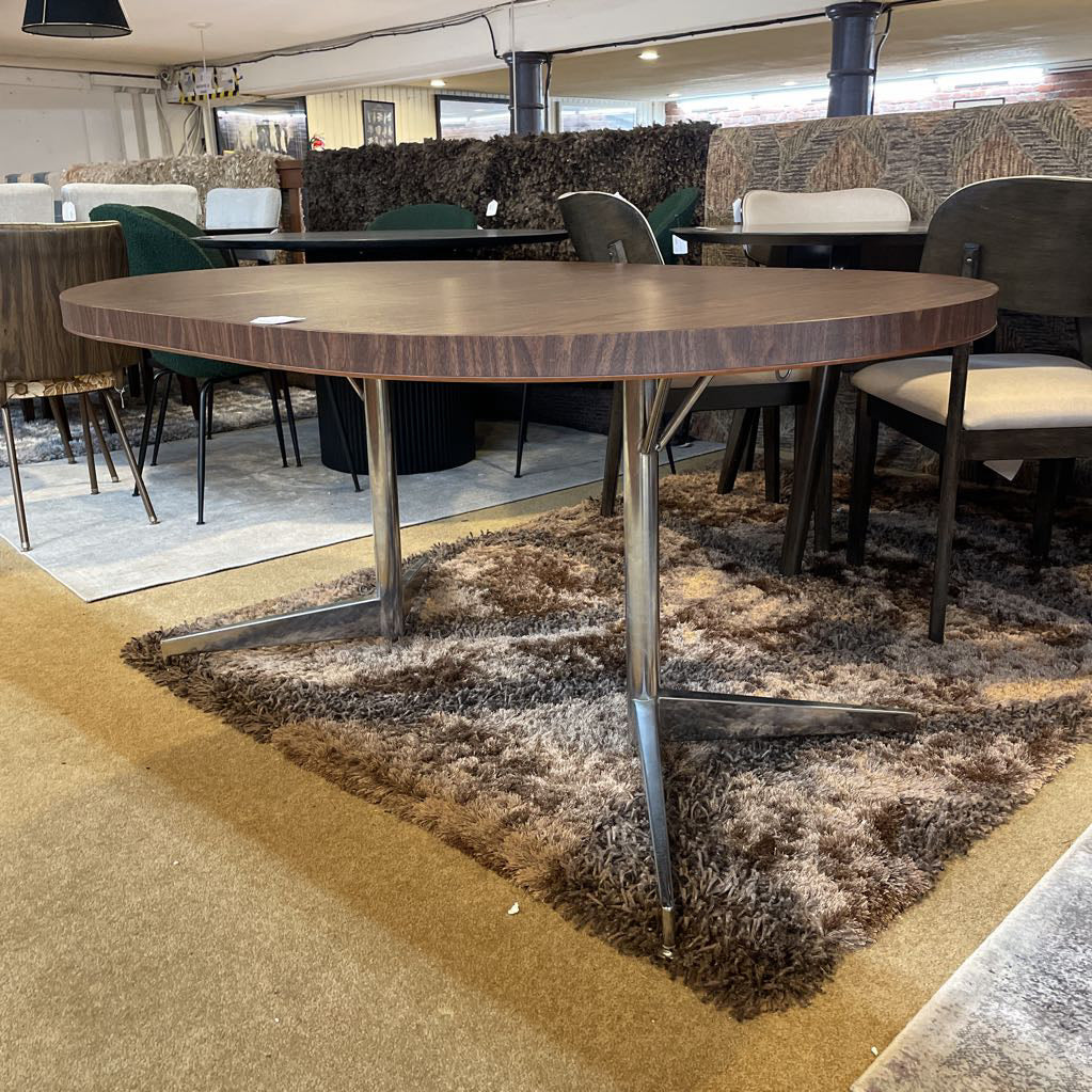 Oval Dark Wood Expanding Table