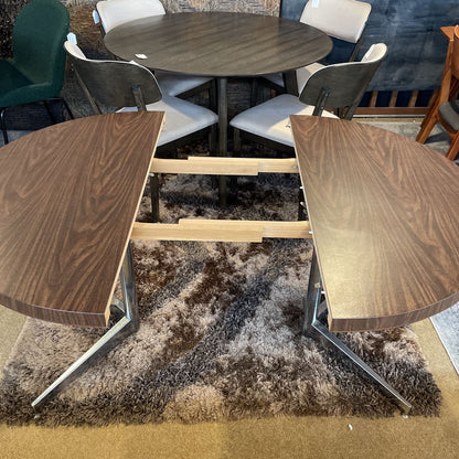 Oval Dark Wood Expanding Table