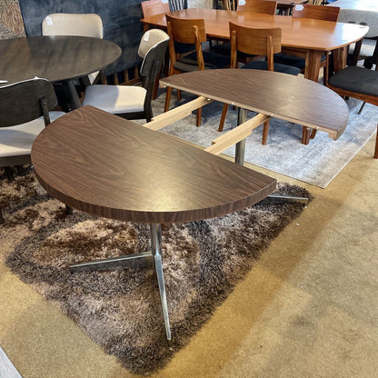 Oval Dark Wood Expanding Table