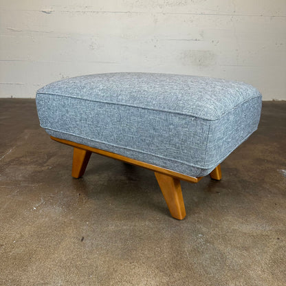 Odense Silver Ottoman