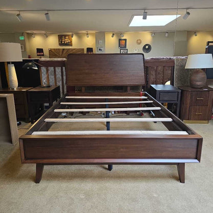 Burdell Ladder Queen Bed C BED FRAMES
