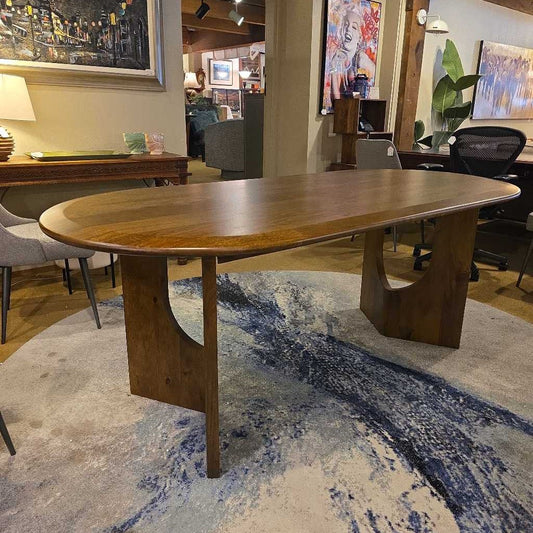 Allengton Dining Table