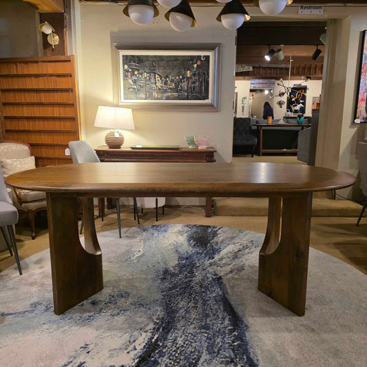Allengton Dining Table