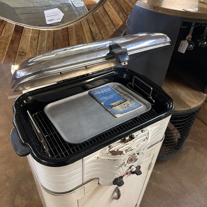 Vintage Nesco Standalone Roaster UNIQUE FINDS