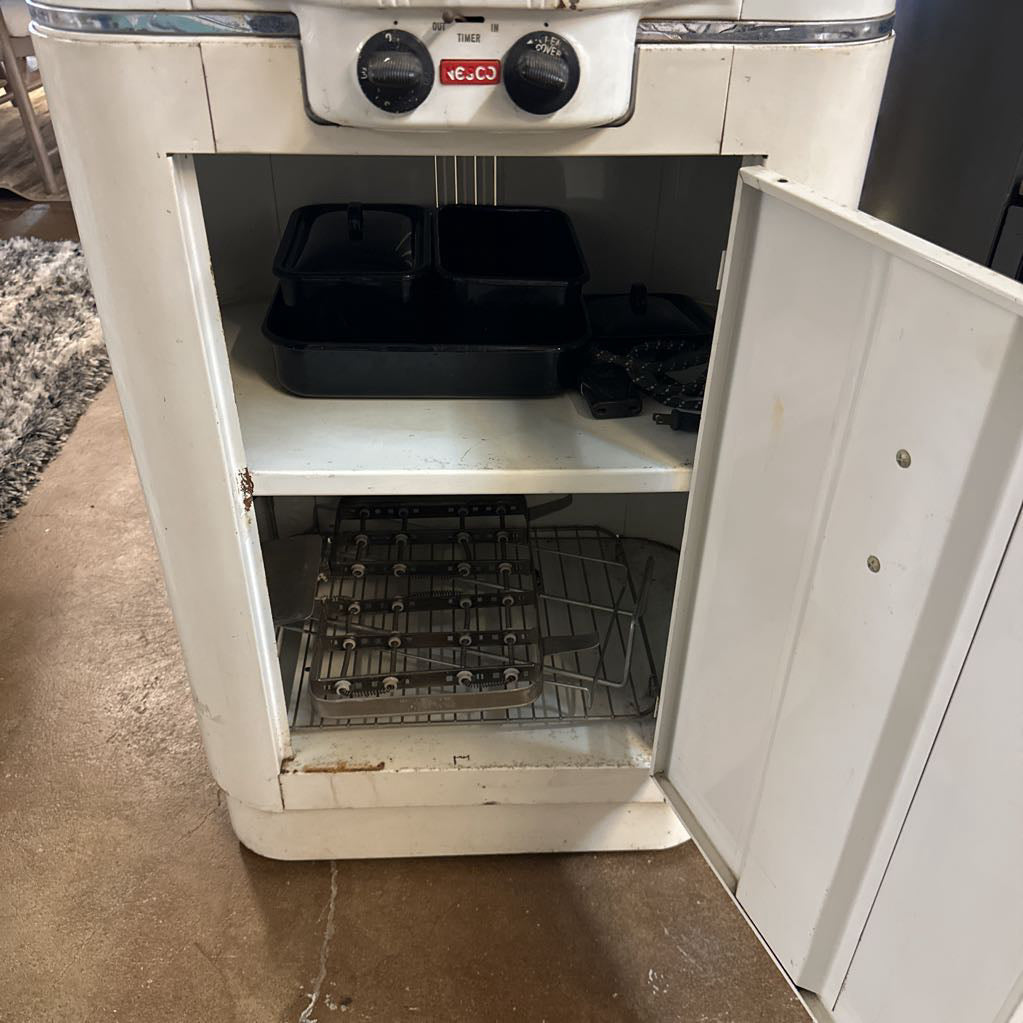 Vintage Nesco Standalone Roaster UNIQUE FINDS