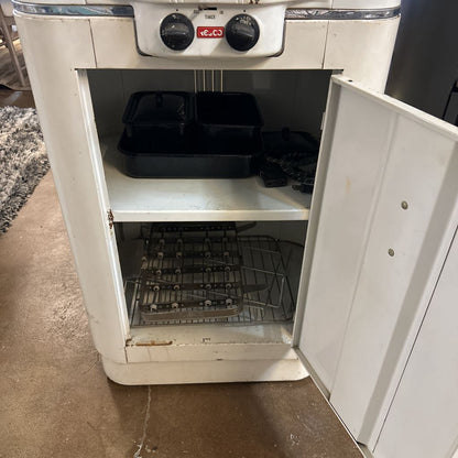 Vintage Nesco Standalone Roaster UNIQUE FINDS