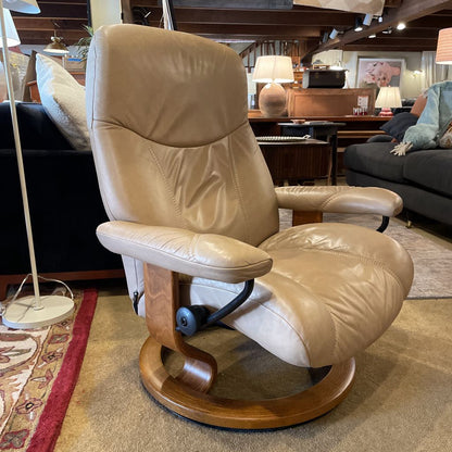 Ekornes Stressless Tan Leather Swivel Chair w/ Ottoman