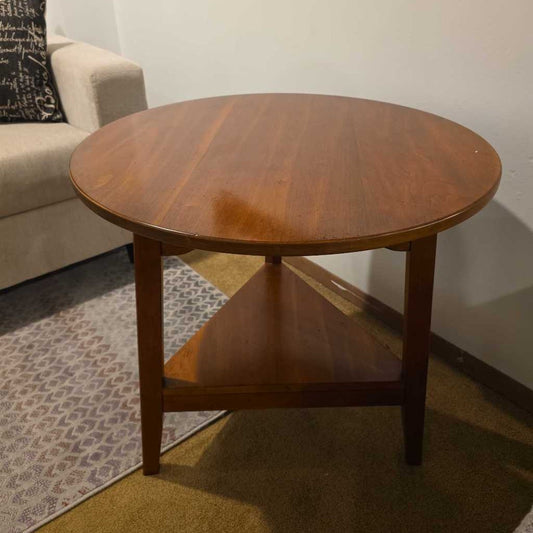 Warm Wood Round End Table w/Shelf