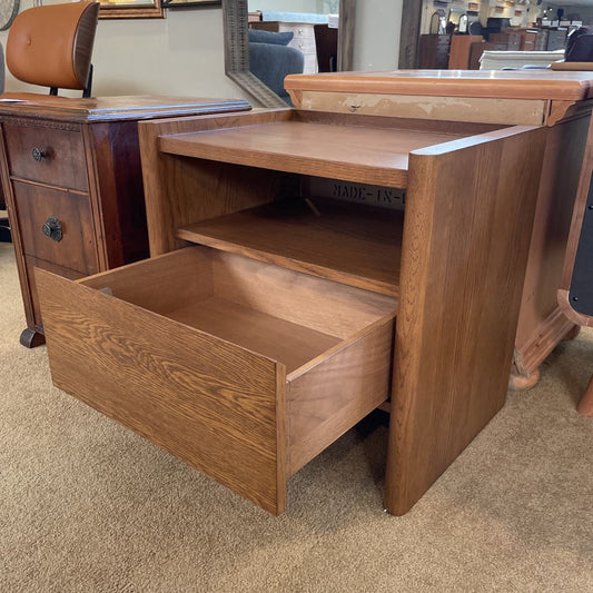 Warm Oak One Drawer Blocky Nightstand C NIGHTSTANDS