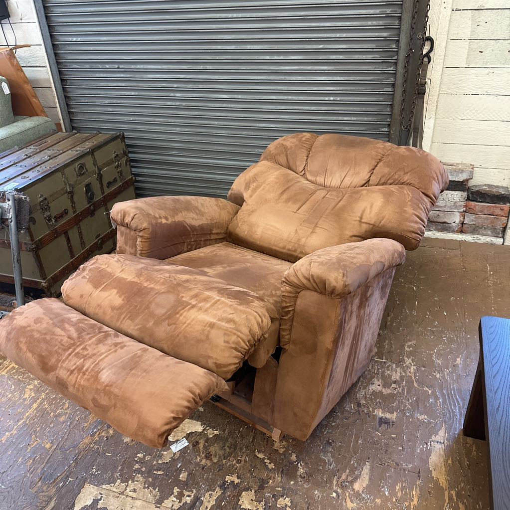 La-Z-Boy Microsuede Swivel Manual Recliner U ACCENT CHAIRS