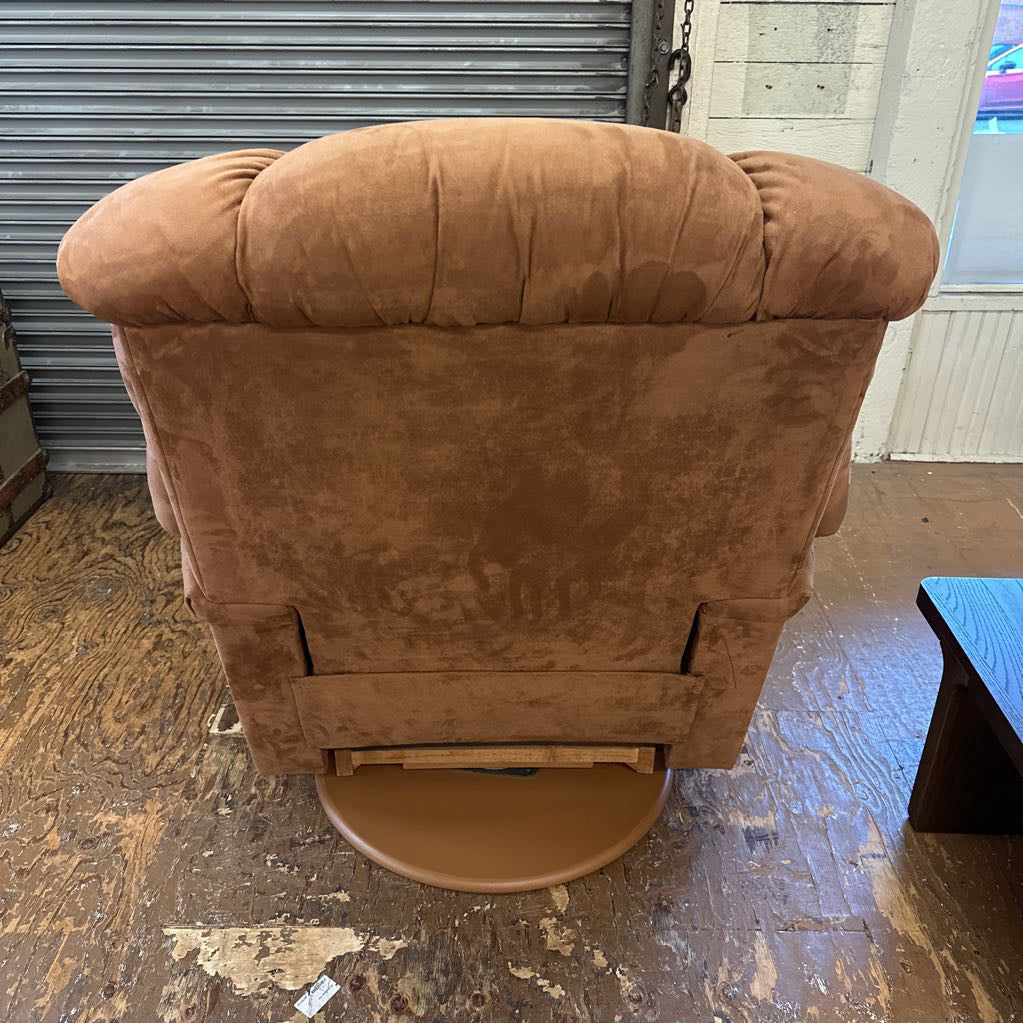 La-Z-Boy Microsuede Swivel Manual Recliner U ACCENT CHAIRS