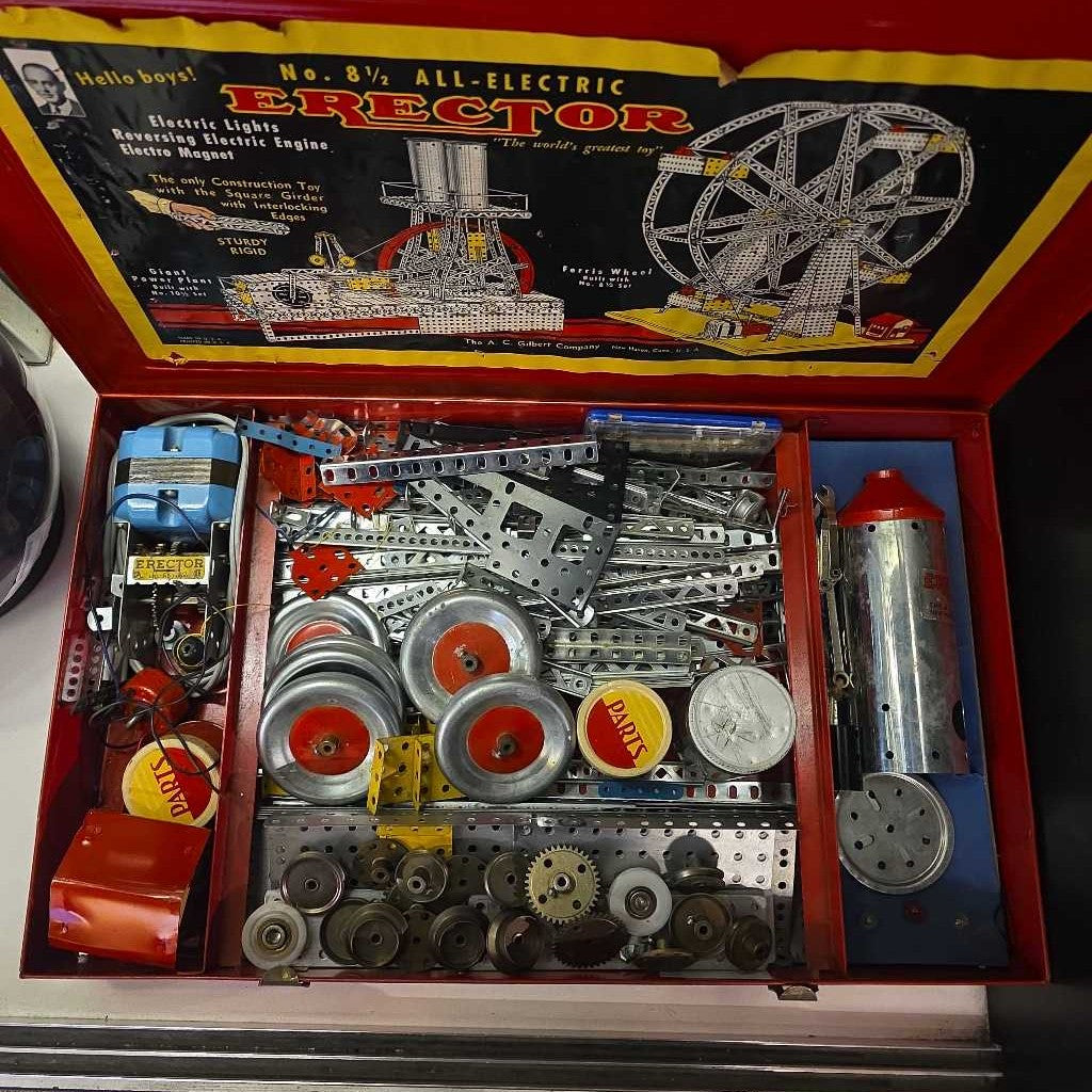 Vintage Erector Set in Red Metal Case