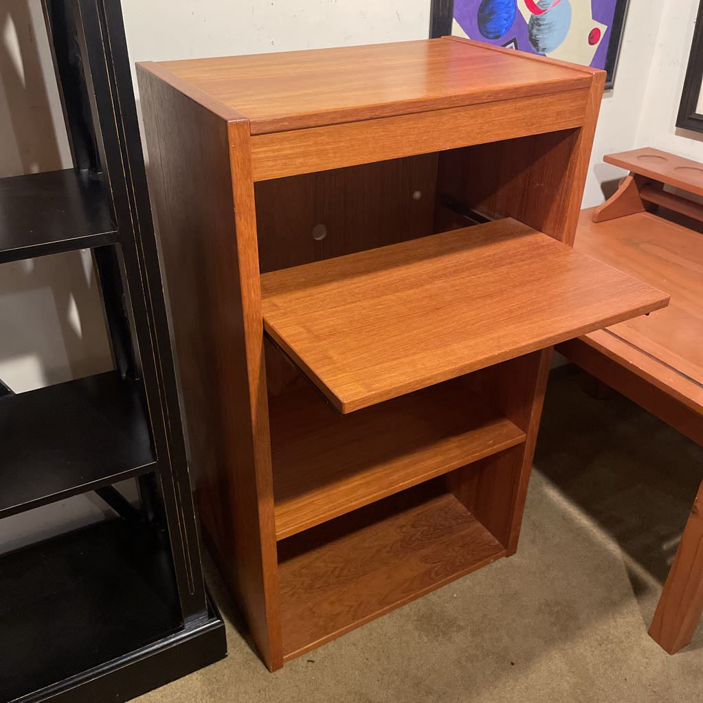 MC Teak Veneer Bookshelf/Record Storage w Pull Out Shelf C BOOKSHELVES